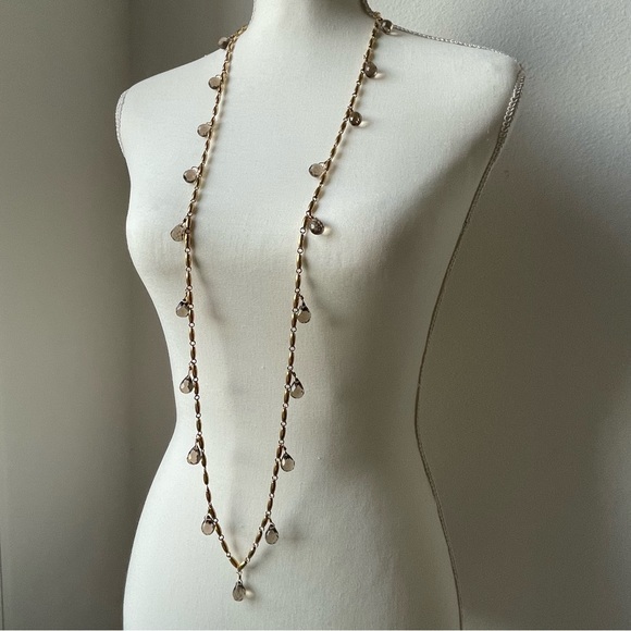 J. CREW GRAY SMOKEY FACETED TEARDROP BEADED GLASS CHARMS 44"-46" LONG GOLD TONE - Picture 10 of 10